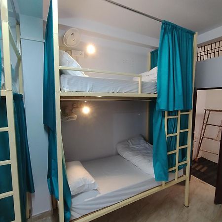 Ganga Putra Inn พาราณสี ภายนอก รูปภาพ